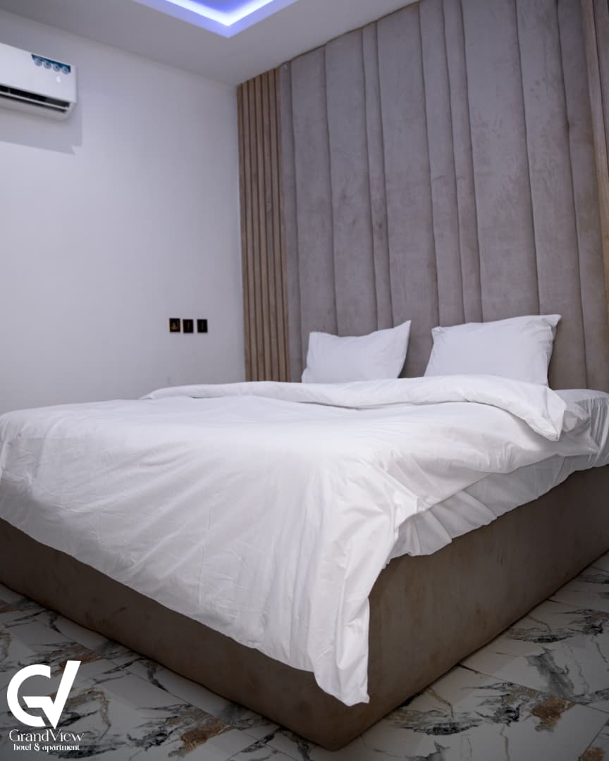 CRYSTAL Room - Bathroom