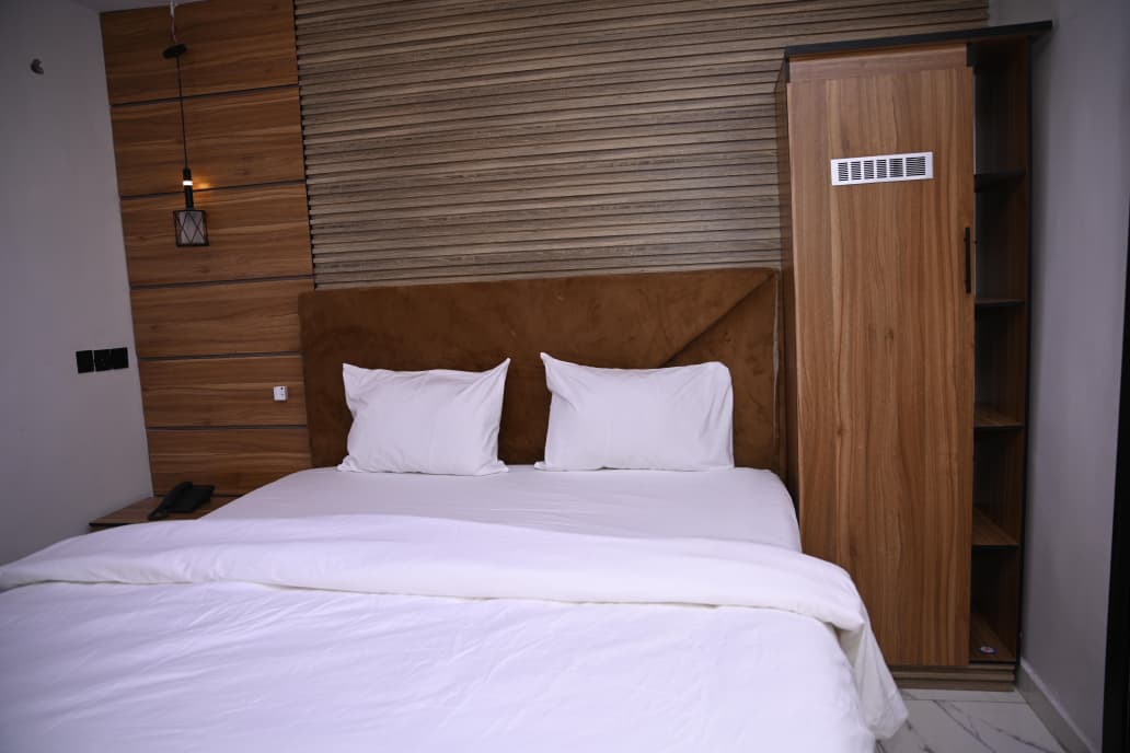 RUBY 2 BedRoom Apartment - Bathroom